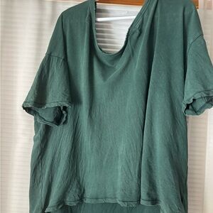 American Eagle Outfitters Forest Green Short Sleeve Tee